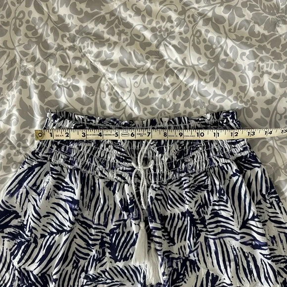 Navy and White Leaf Print summer pants M - Picture 3 of 8